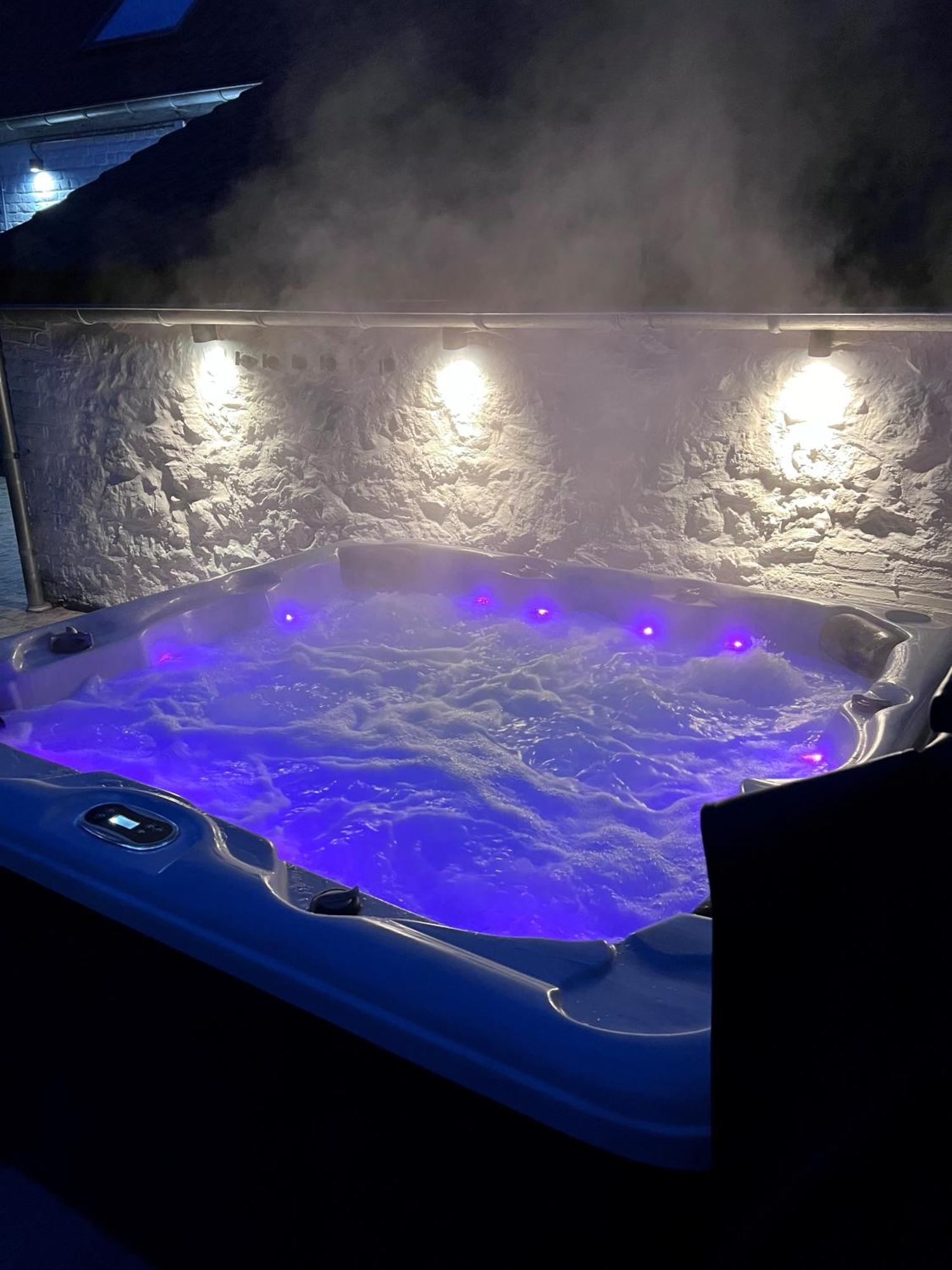 Gite Rubis - Jacuzzi - Pairi Daiza - 6 Pers Брюжлет Екстер'єр фото